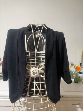 Circo Black Open-Front Lightweight Cardigan